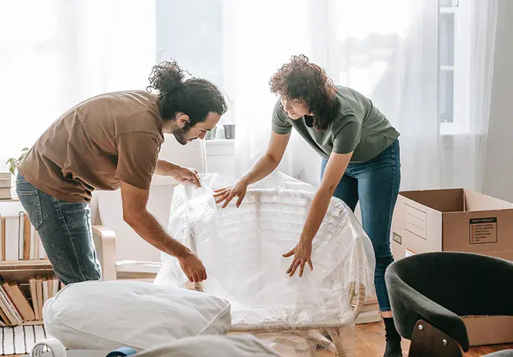 Erfahrenes Umzugsteam bei einem Firmenumzug in der Region Zürich
